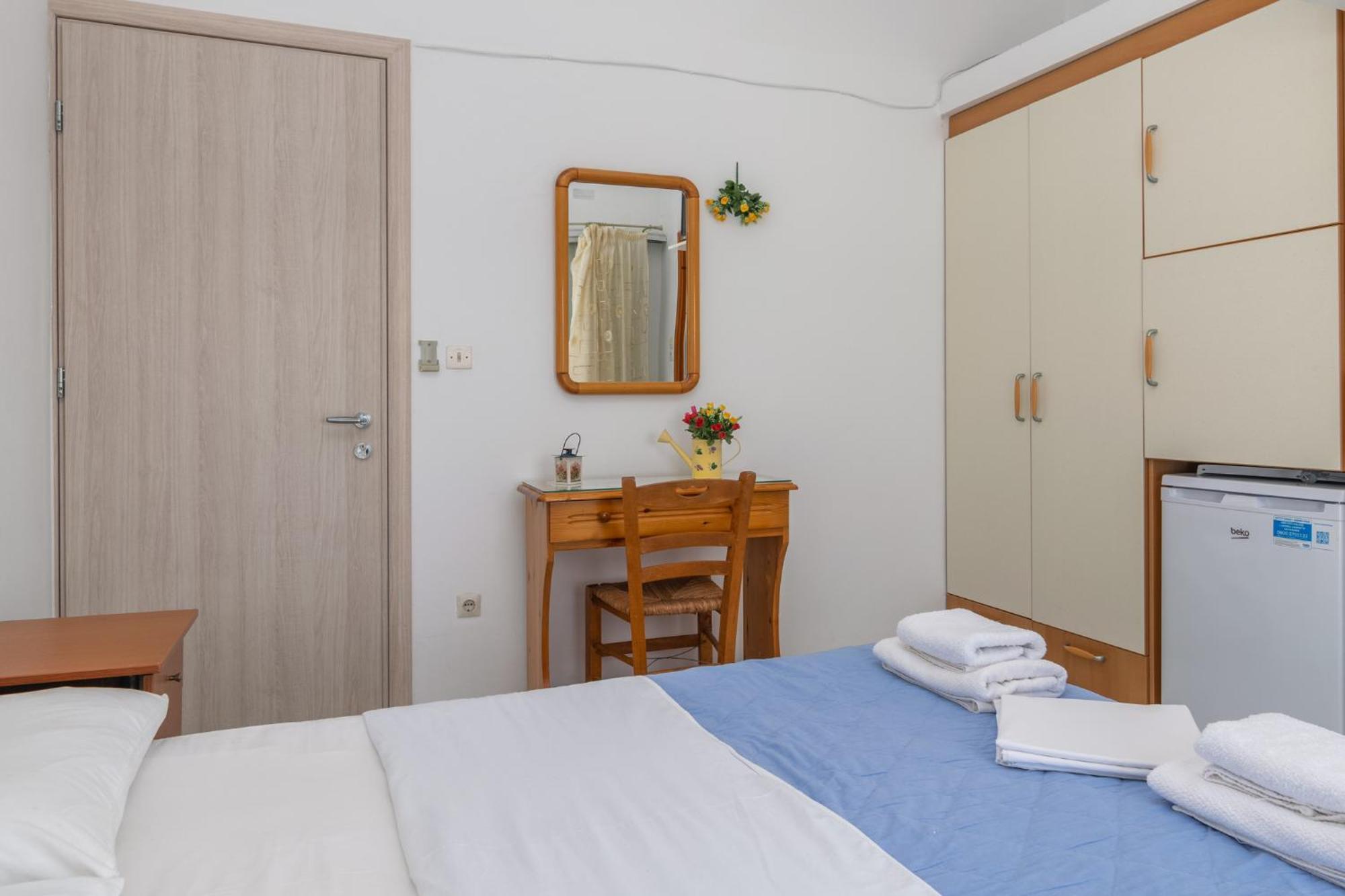 Soulis Studios Adamantas  Room photo